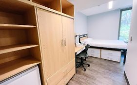 Queen'S University Residence